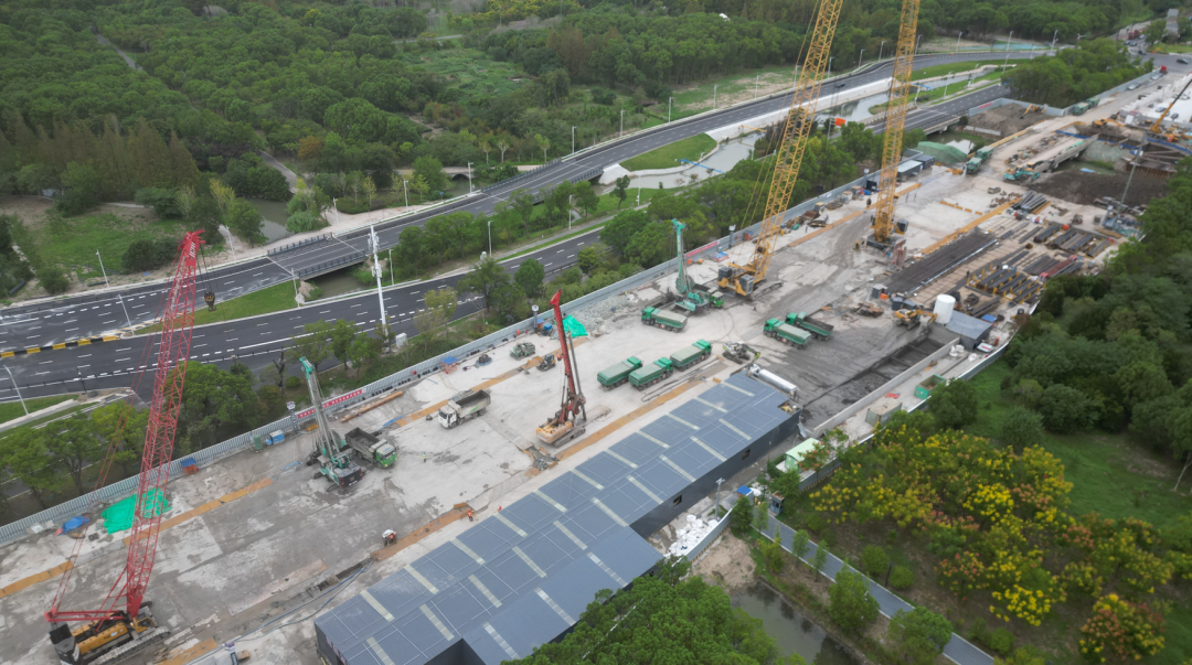 金泰抓斗軌道交通利器賦能上海軌交15號線奉賢新城崛起